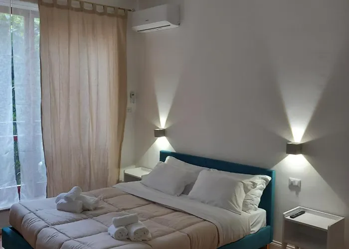 La Dolce Vita Neapel